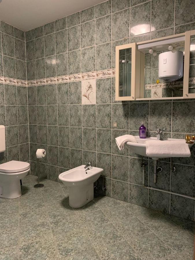 Noor Apartman Bihac Apartment ภายนอก รูปภาพ