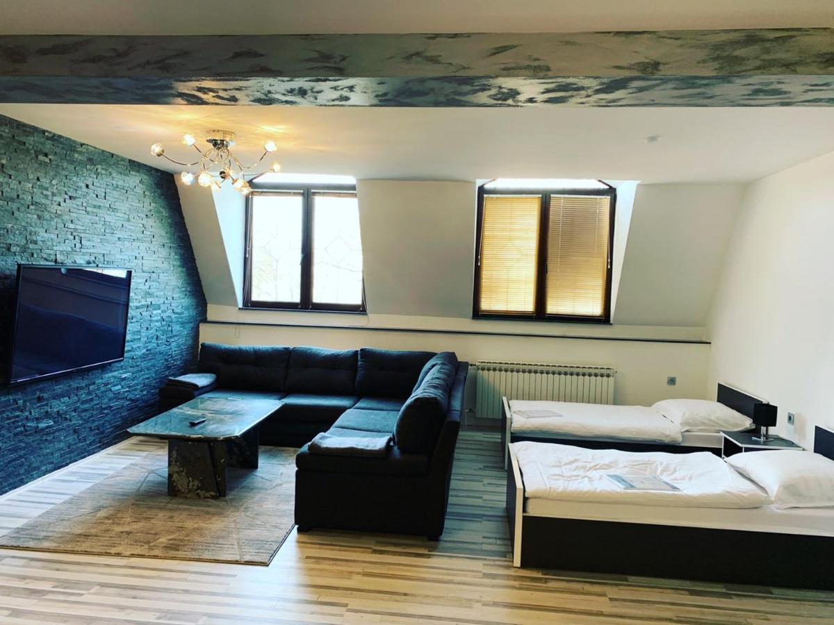 Noor Apartman Bihac Apartment ภายนอก รูปภาพ